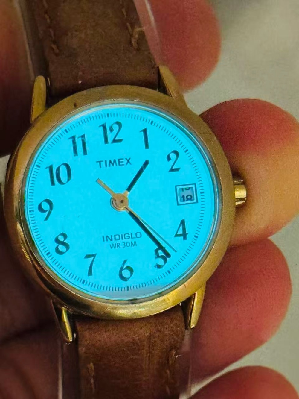 Vintage Timex Indiglo WR30M Women’s Quartz Watch Gold Tone Date New Battery Runs - Picture 8 of 11